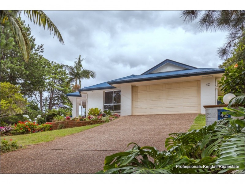 42 Pacific Parade, Tamborine Mountain QLD 4272