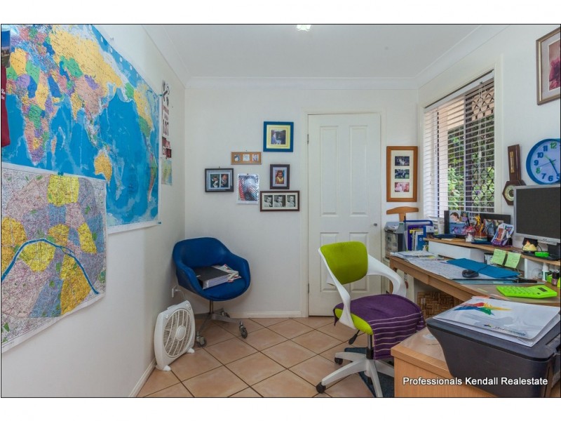 42 Pacific Parade, Tamborine Mountain QLD 4272