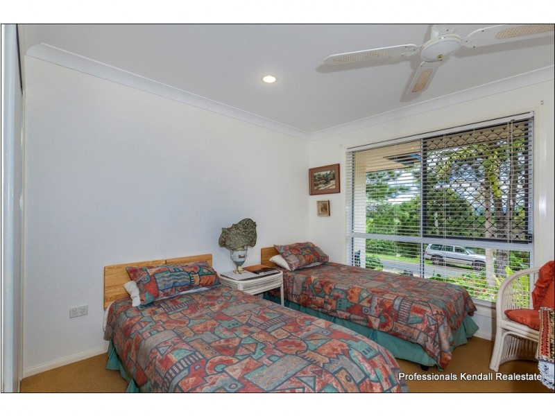 42 Pacific Parade, Tamborine Mountain QLD 4272
