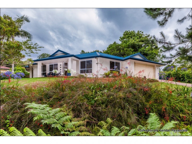 42 Pacific Parade, Tamborine Mountain QLD 4272