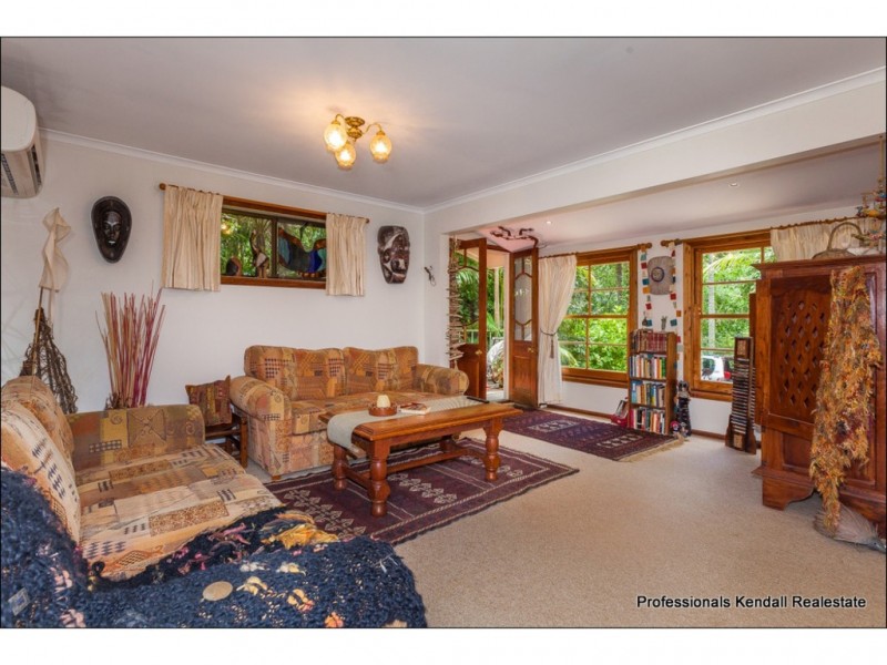 98 Geissmann Drive, Tamborine Mountain QLD 4272