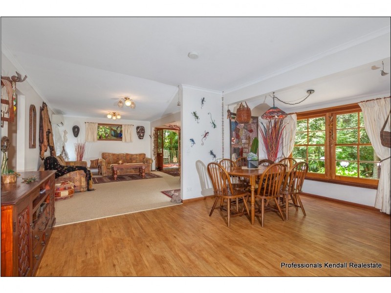 98 Geissmann Drive, Tamborine Mountain QLD 4272