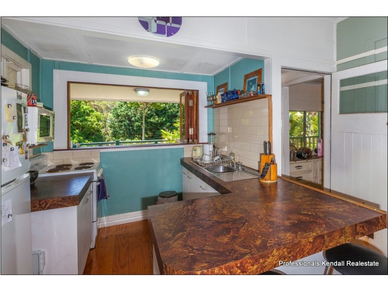 36 Siganto Street, Tamborine Mountain QLD 4272