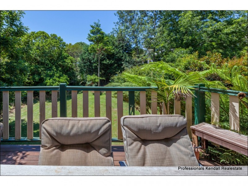 36 Siganto Street, Tamborine Mountain QLD 4272