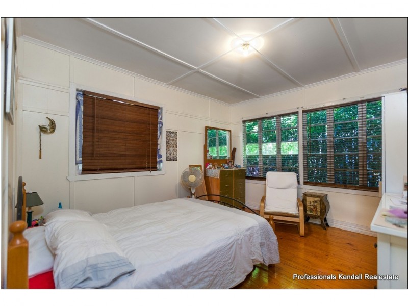 36 Siganto Street, Tamborine Mountain QLD 4272