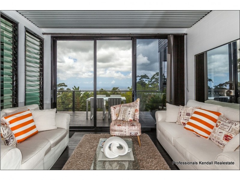 16 Eden Crt, Tamborine Mountain QLD 4272