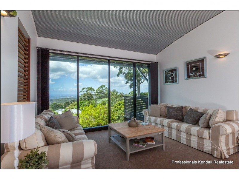 16 Eden Crt, Tamborine Mountain QLD 4272