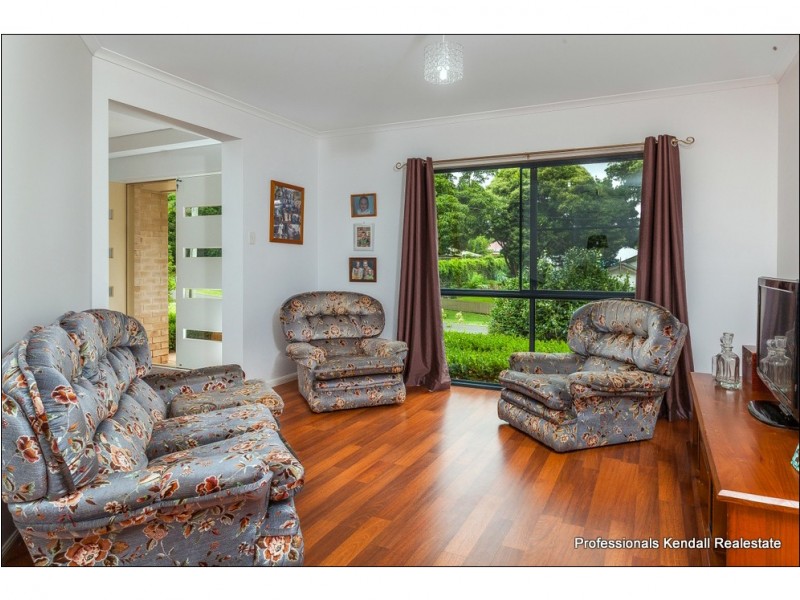 25 Griffith St, Tamborine Mountain QLD 4272