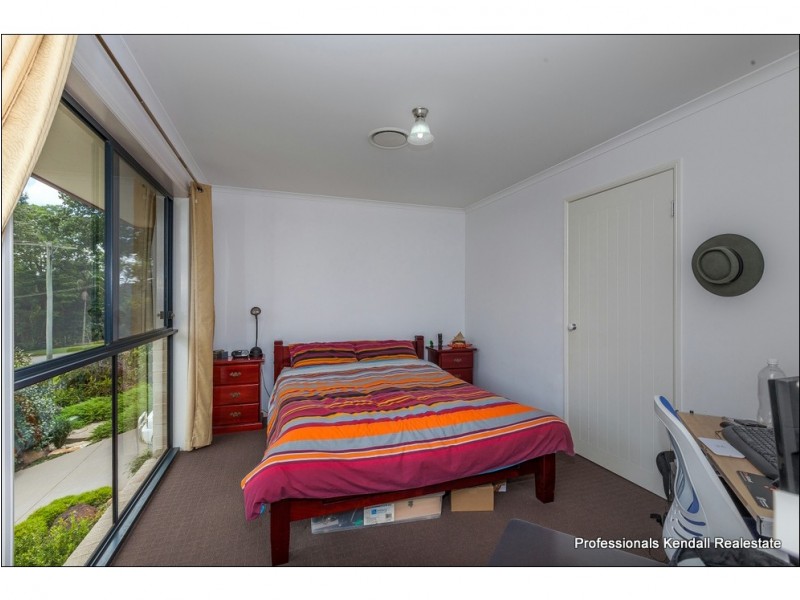 25 Griffith St, Tamborine Mountain QLD 4272