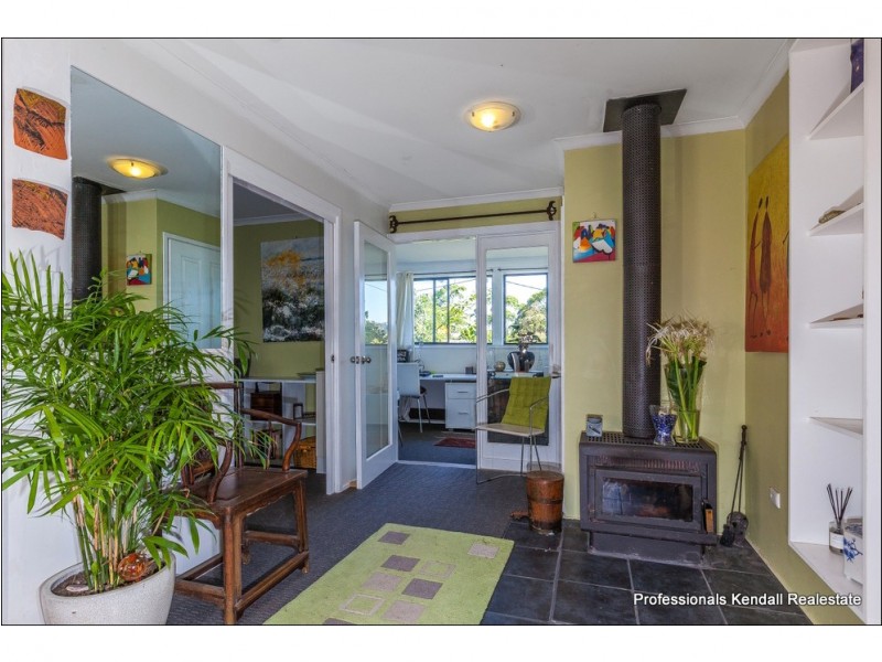 19 Tolima Drive, Tamborine Mountain QLD 4272