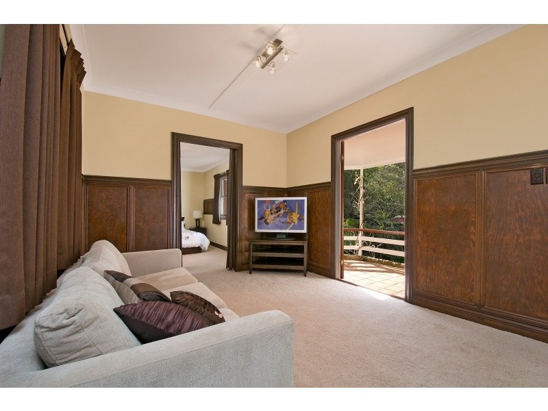 85 Geissmann Drive, Tamborine Mountain QLD 4272