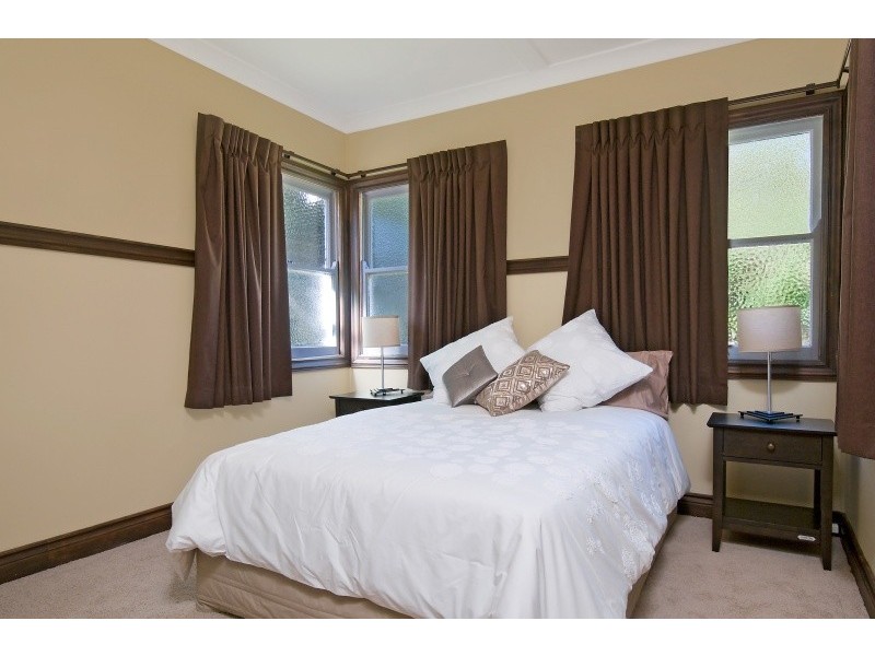 85 Geissmann Drive, Tamborine Mountain QLD 4272