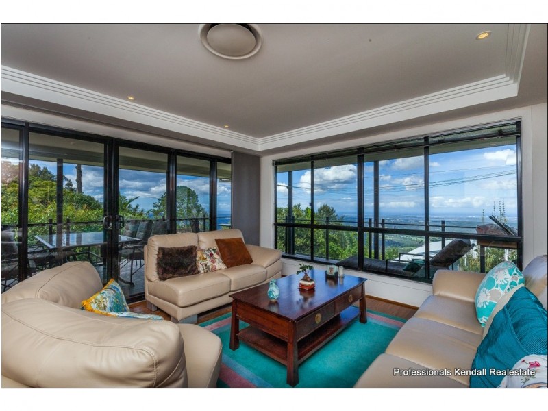 20 Coomera Gorge Drive, Tamborine Mountain QLD 4272