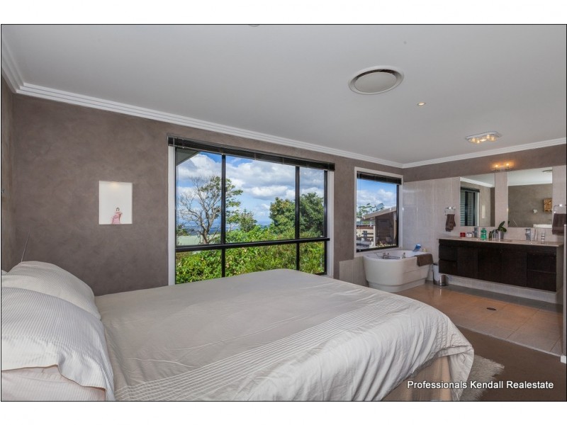 20 Coomera Gorge Drive, Tamborine Mountain QLD 4272