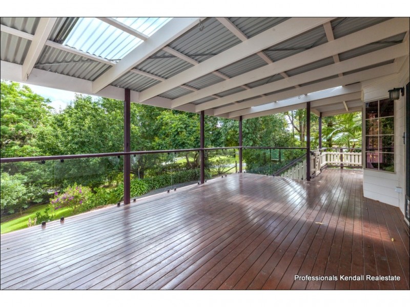 64 Kootenai Drive, Tamborine Mountain QLD 4272
