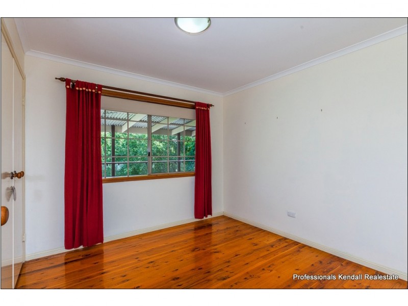 64 Kootenai Drive, Tamborine Mountain QLD 4272