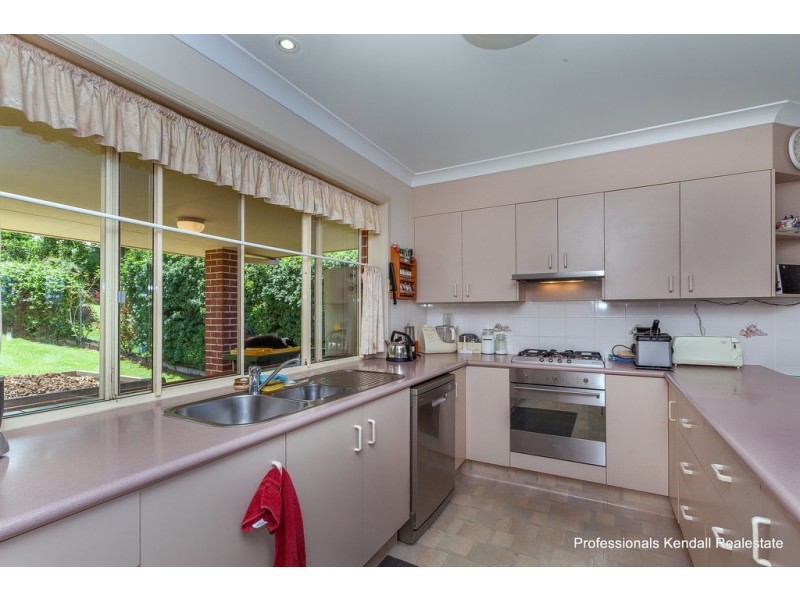 12 Ocean View Parade, Tamborine Mountain QLD 4272