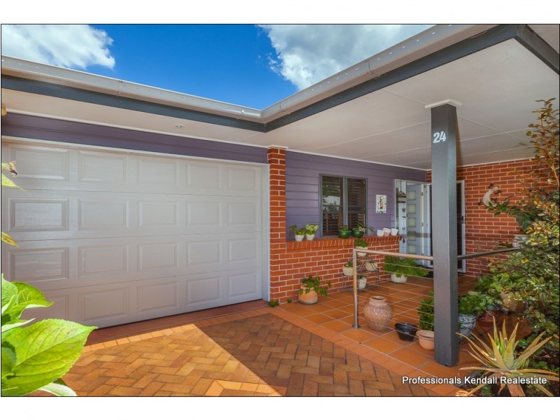Unit 24/27 Capo Lane, Tamborine Mountain QLD 4272