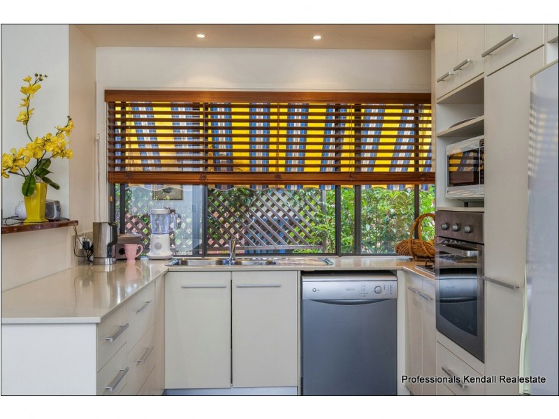 Unit 24/27 Capo Lane, Tamborine Mountain QLD 4272