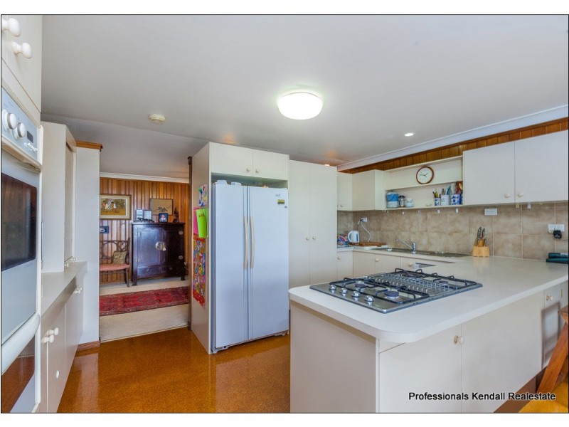 61 North Street, Tamborine Mountain QLD 4272