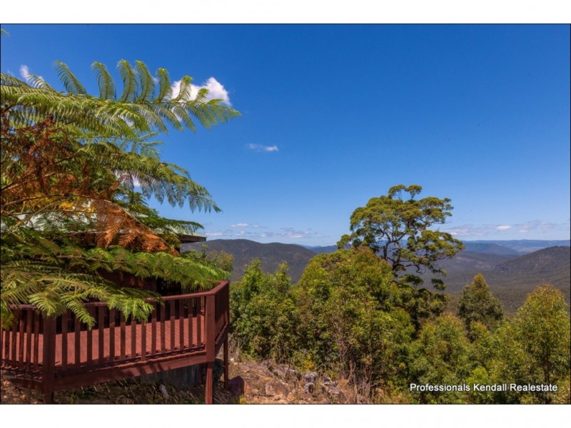 15 Landman Court, Tamborine Mountain QLD 4272