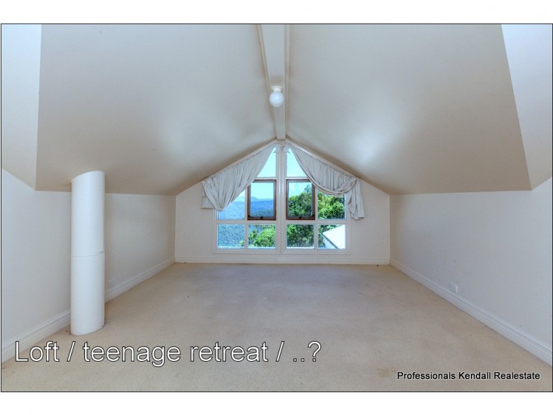 15 Landman Court, Tamborine Mountain QLD 4272