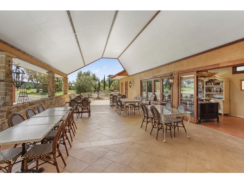 87 Main Western Road, Tamborine Mountain QLD 4272
