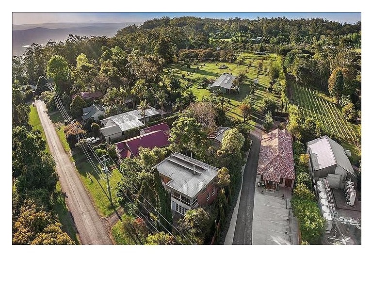 87 Main Western Road, Tamborine Mountain QLD 4272
