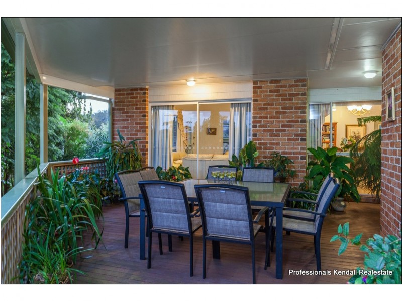 130 Licuala Drive, Tamborine Mountain QLD 4272
