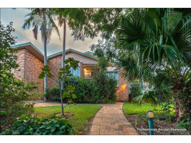 130 Licuala Drive, Tamborine Mountain QLD 4272
