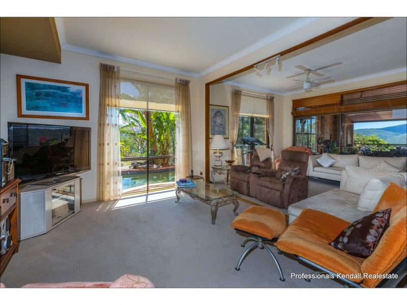 1332 Tamborine-Oxenford Road, Wongawallan QLD 4210