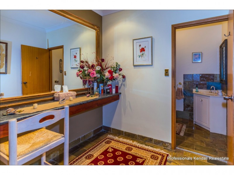 1332 Tamborine-Oxenford Road, Wongawallan QLD 4210