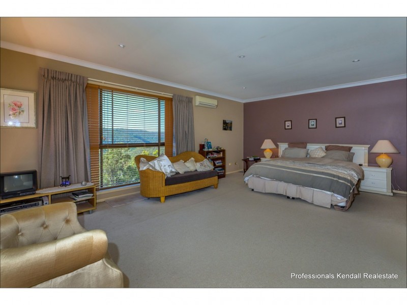 1332 Tamborine-Oxenford Road, Wongawallan QLD 4210