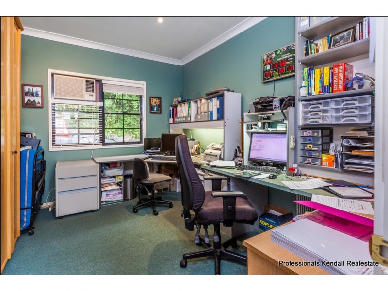5 Platt Place, Tamborine Mountain QLD 4272