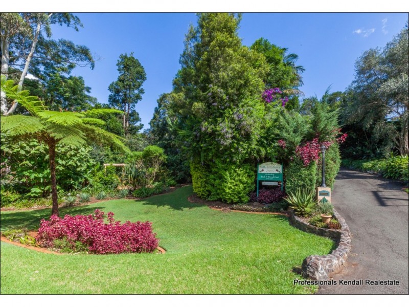 5 Platt Place, Tamborine Mountain QLD 4272