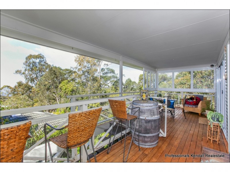 19 Magnetic Drive, Tamborine Mountain QLD 4272