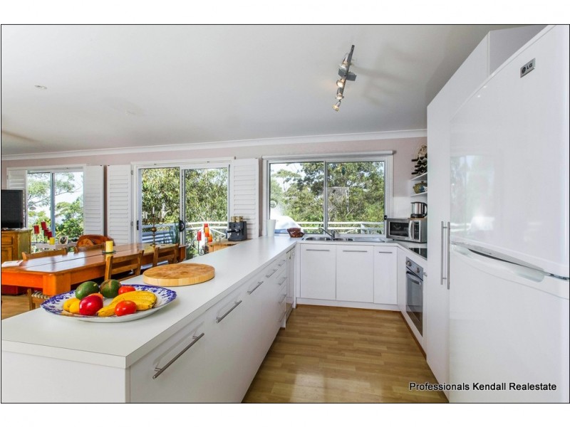 19 Magnetic Drive, Tamborine Mountain QLD 4272