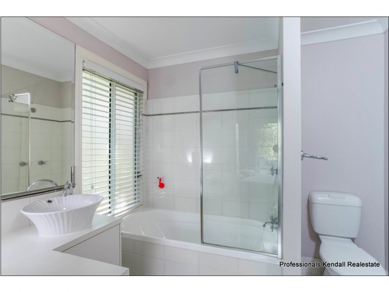 19 Magnetic Drive, Tamborine Mountain QLD 4272