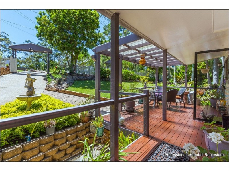 48 Kinabalu Drive, Tamborine Mountain QLD 4272