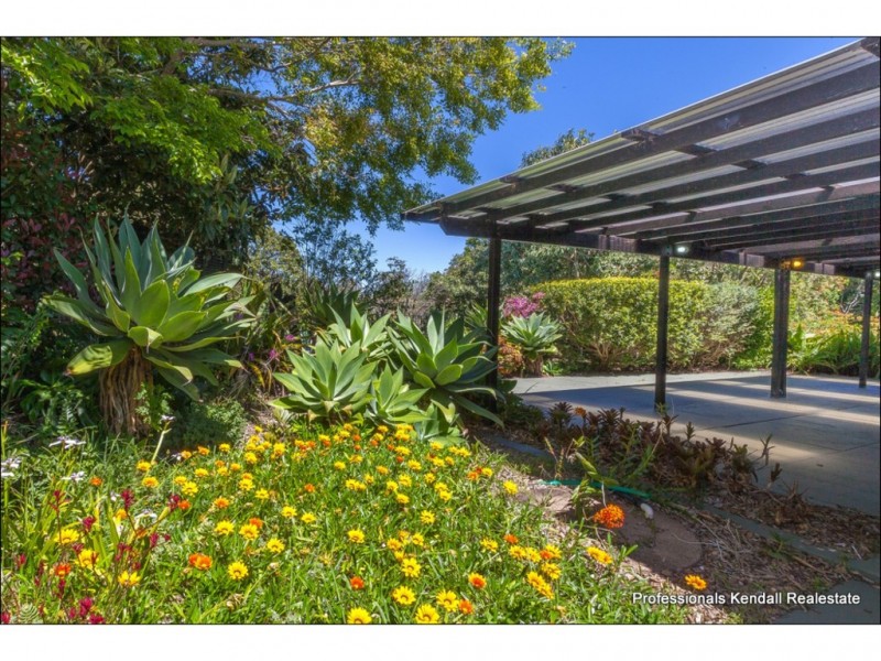 9 Cibola Drive, Tamborine Mountain QLD 4272