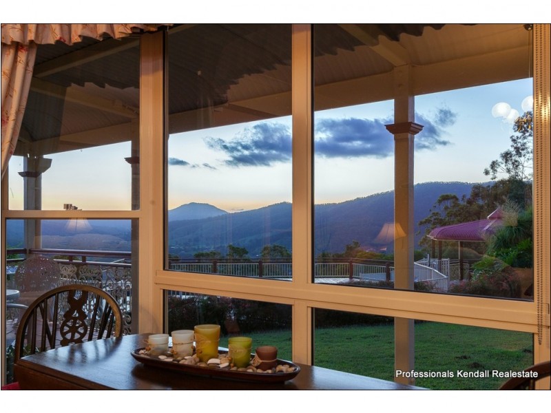 2268 Tamborine Mountain Road, Canungra QLD 4275