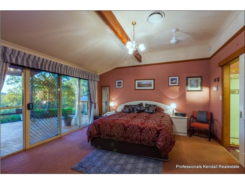 2268 Tamborine Mountain Road, Canungra QLD 4275