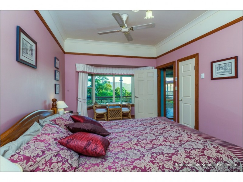 2268 Tamborine Mountain Road, Canungra QLD 4275