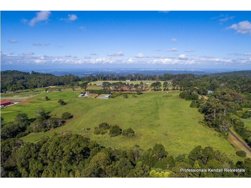 84 West Road, Tamborine Mountain QLD 4272