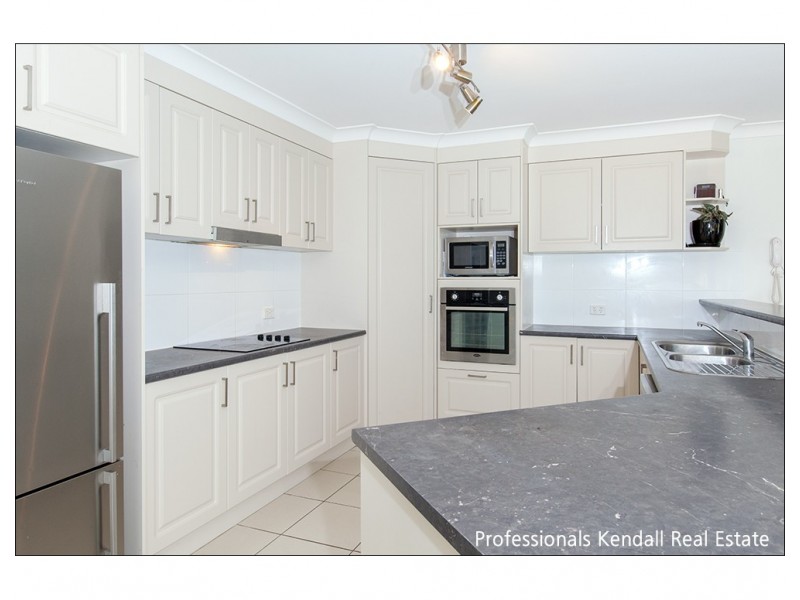 32 Carlie Court, Tamborine QLD 4270