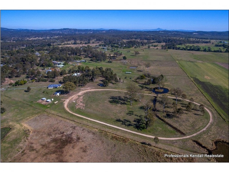 32 Carlie Court, Tamborine QLD 4270