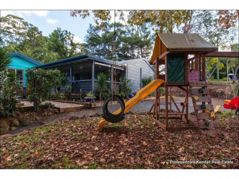 1-3 Mayon Court, Tamborine Mountain QLD 4272