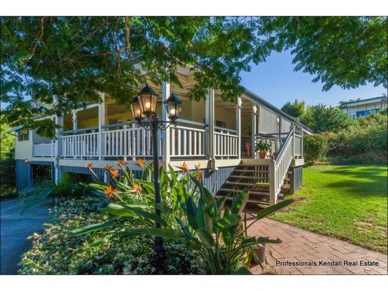 11 Foraker Drive, Tamborine Mountain QLD 4272