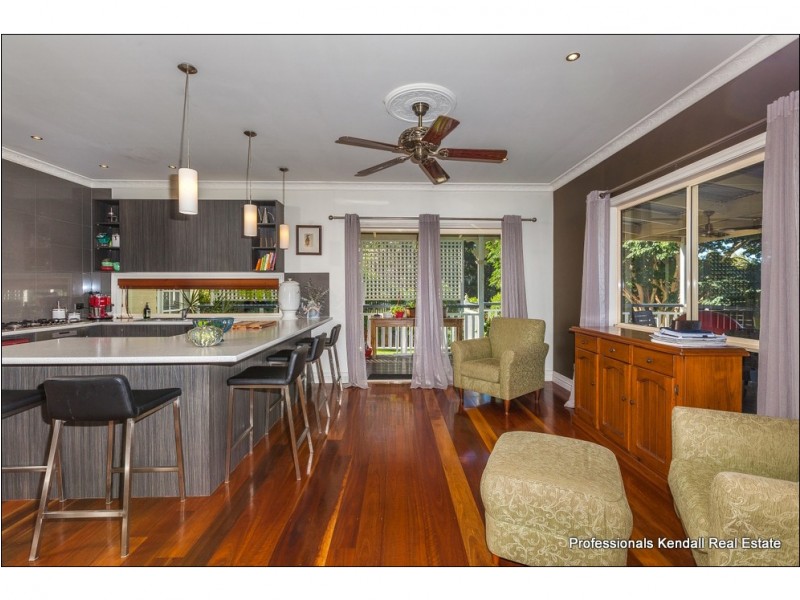 11 Foraker Drive, Tamborine Mountain QLD 4272