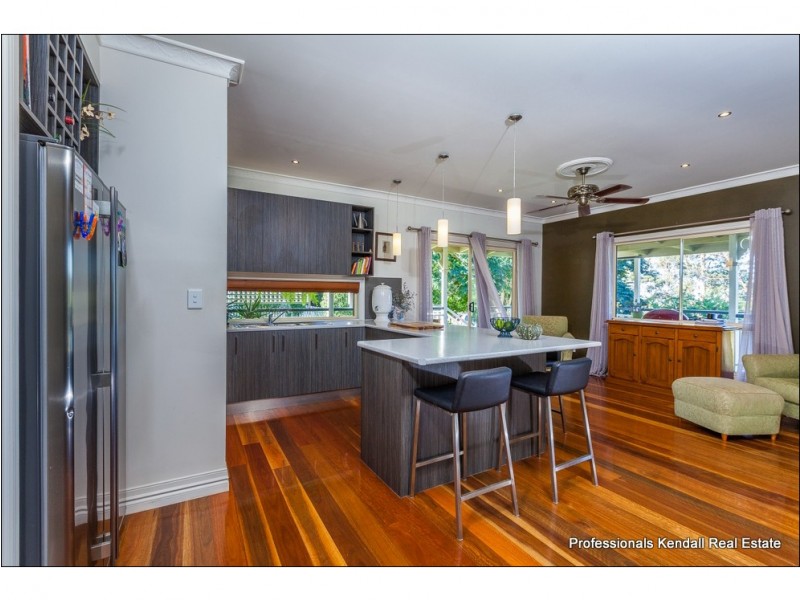 11 Foraker Drive, Tamborine Mountain QLD 4272